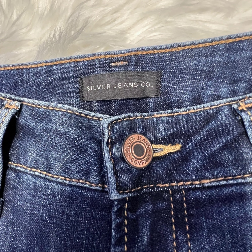 🚫👖|•SILVER JEANS•| Avery Skinny Jeans Size 31👖 - Picture 7 of 10